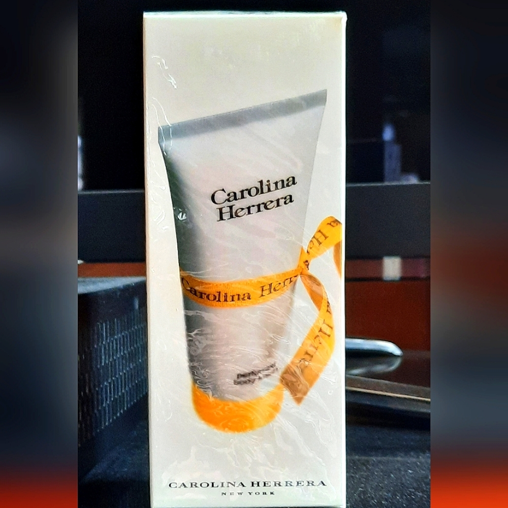 NEW | RARE Vintage Carolina Herrera Perfumed Body Lotion